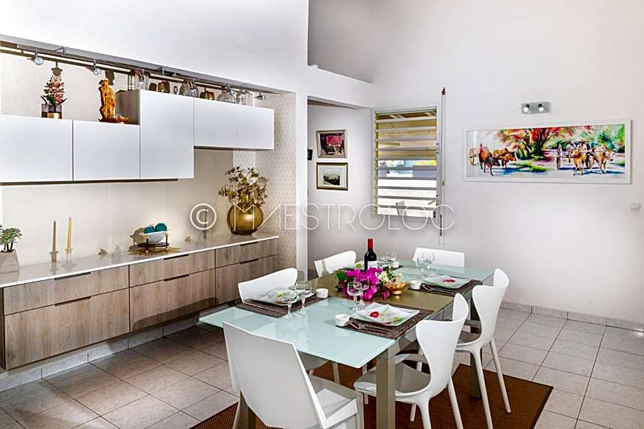 Villa L'Artist en bord de mer avec piscine privée