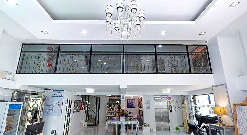 Bed by City Surawong Patpong