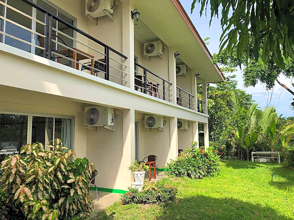 Nopparat Garden Hotel