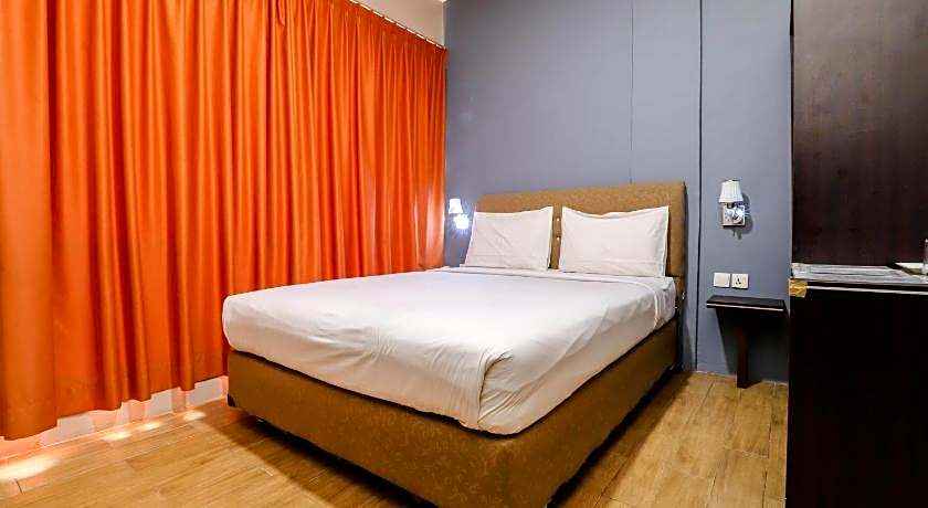 Blitz Hotel Tanjung Uncang