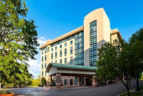 Embassy Suites by Hilton at Hot Springs Convention Center