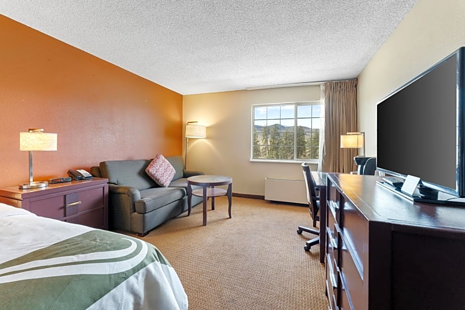 Quality Inn & Suites Okanogan - Omak