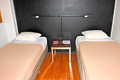Twin Room with Private Bathroom
