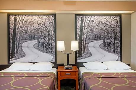 2 Double Beds Non-Smoking