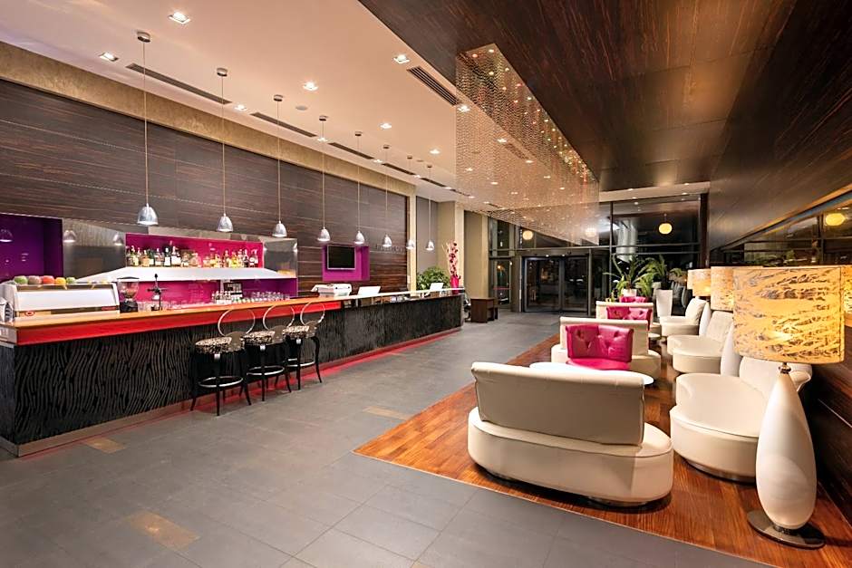 Golden Tulip Ana Dome Hotel