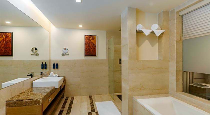 Radisson Blu Hotel Greater Noida