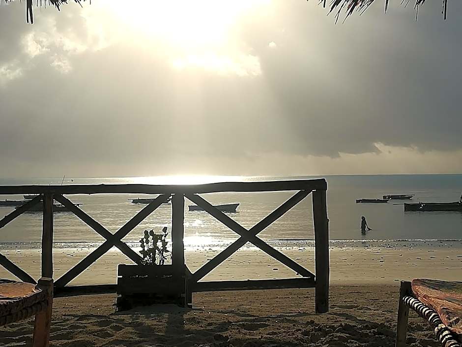 Bahari Beach Bungalows