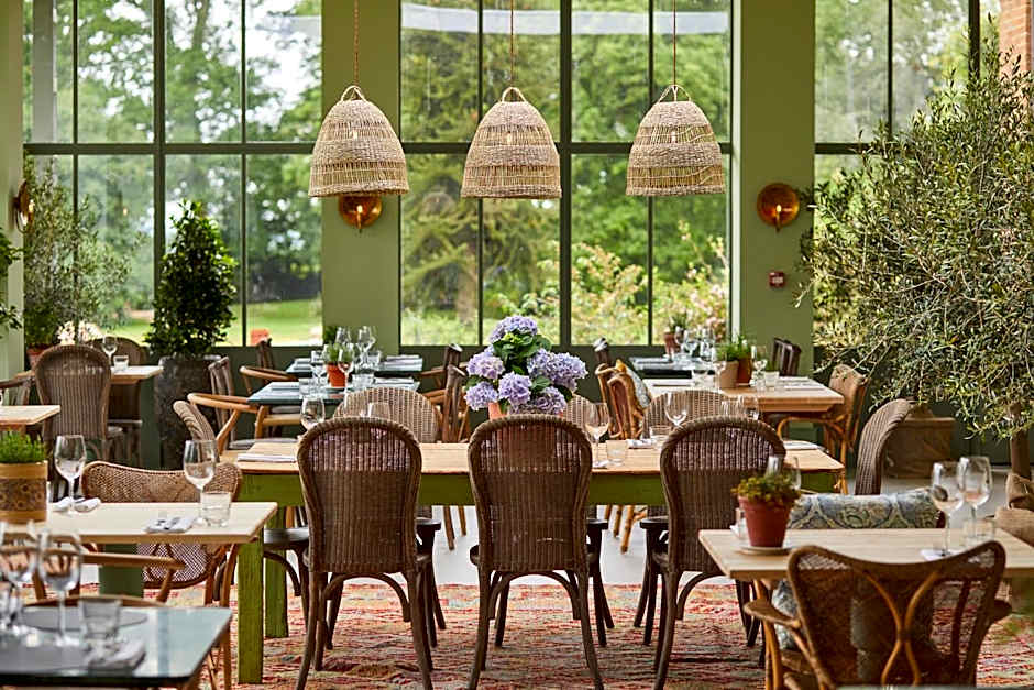 The Retreat, Elcot Park