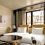 Roomers Munich, Autograph Collection by Marriott