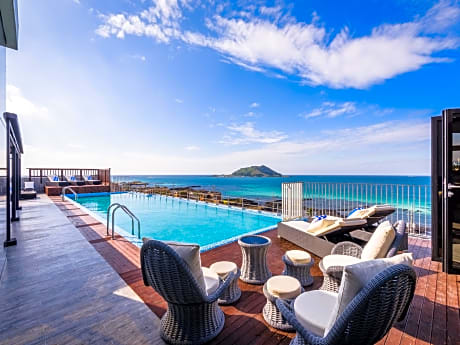 Aguila Hotel
