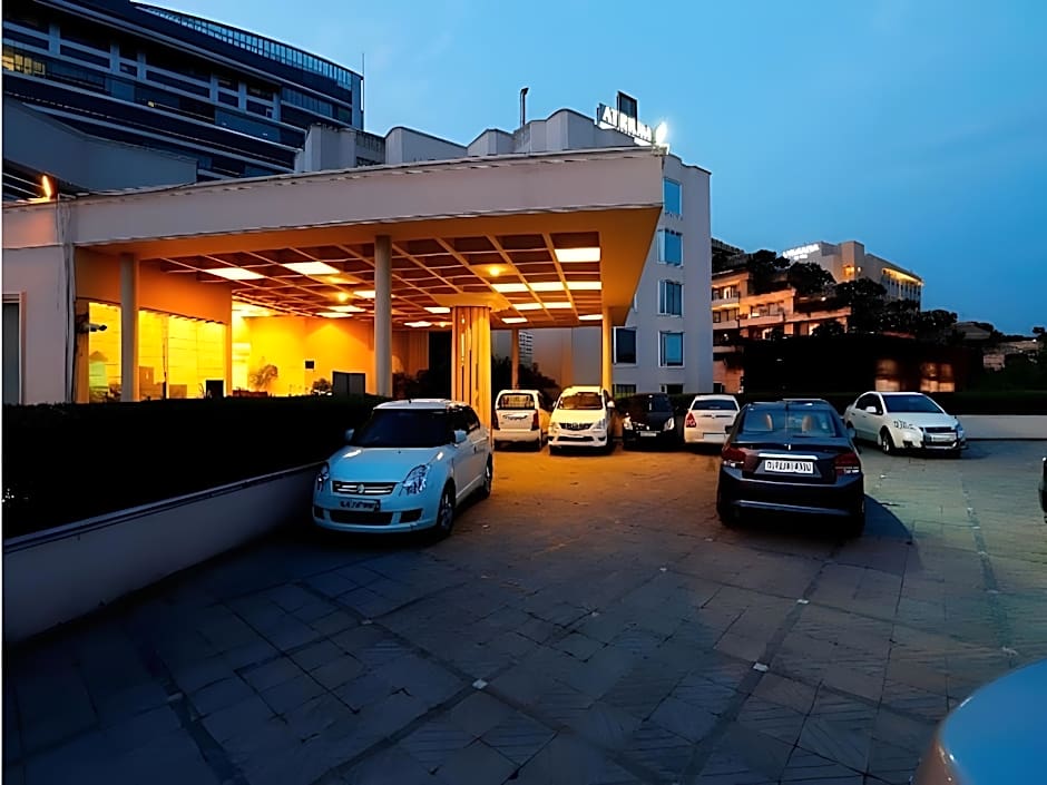 Sarovar Portico  Surajkund Faridabad