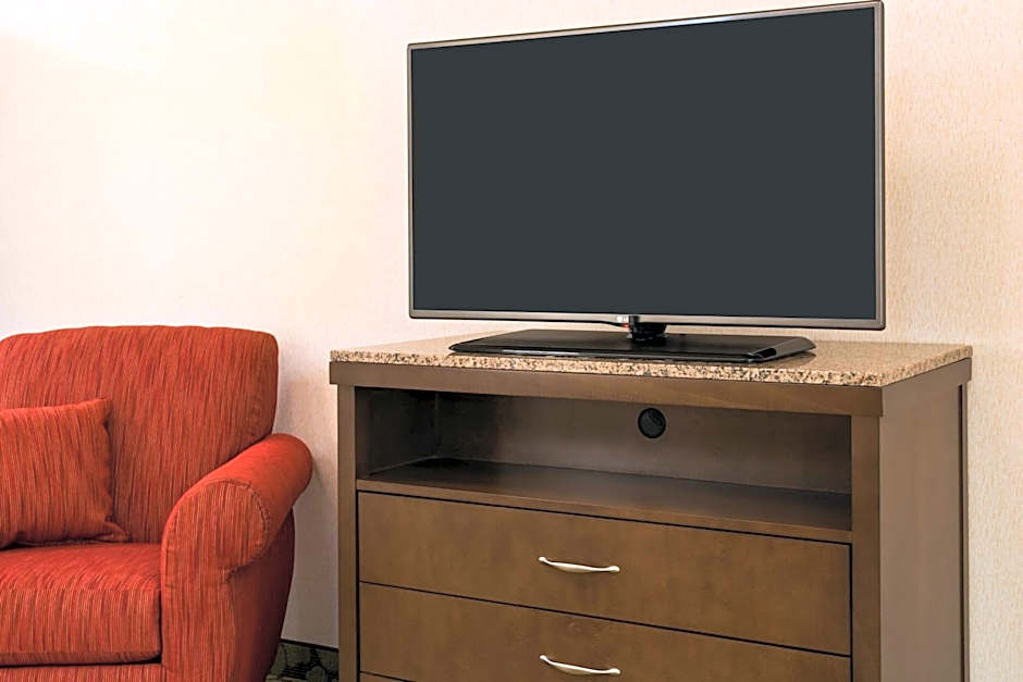 Hilton Garden Inn Wayne