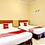 OYO 93660 New Family Hotel Syariah
