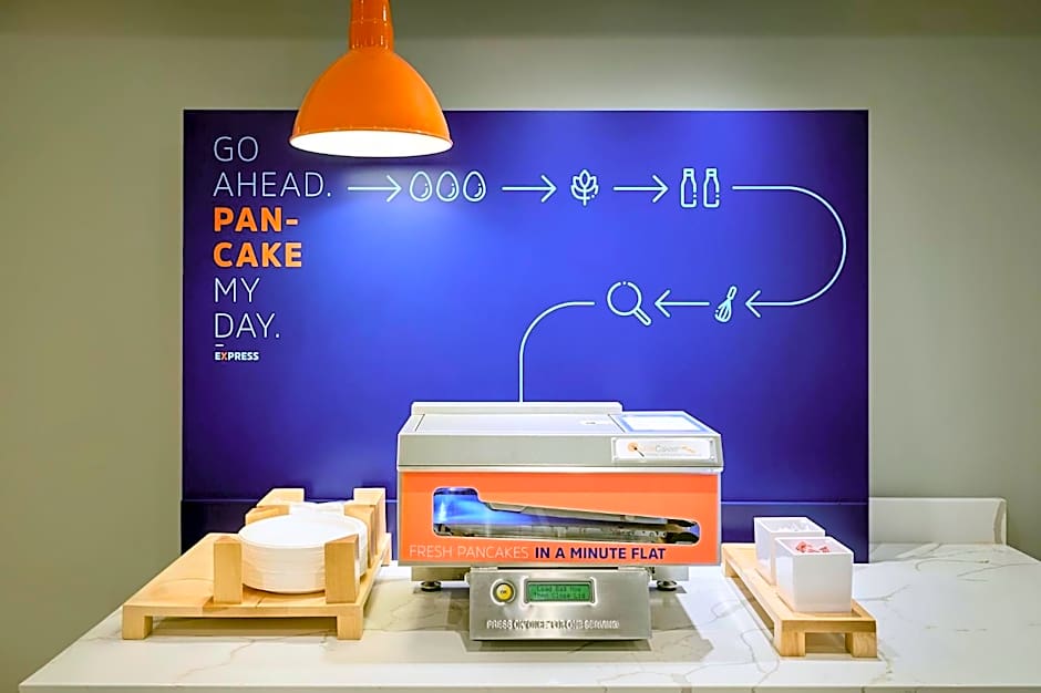 Holiday Inn Express & Suites Kitchener Southeast By IHG