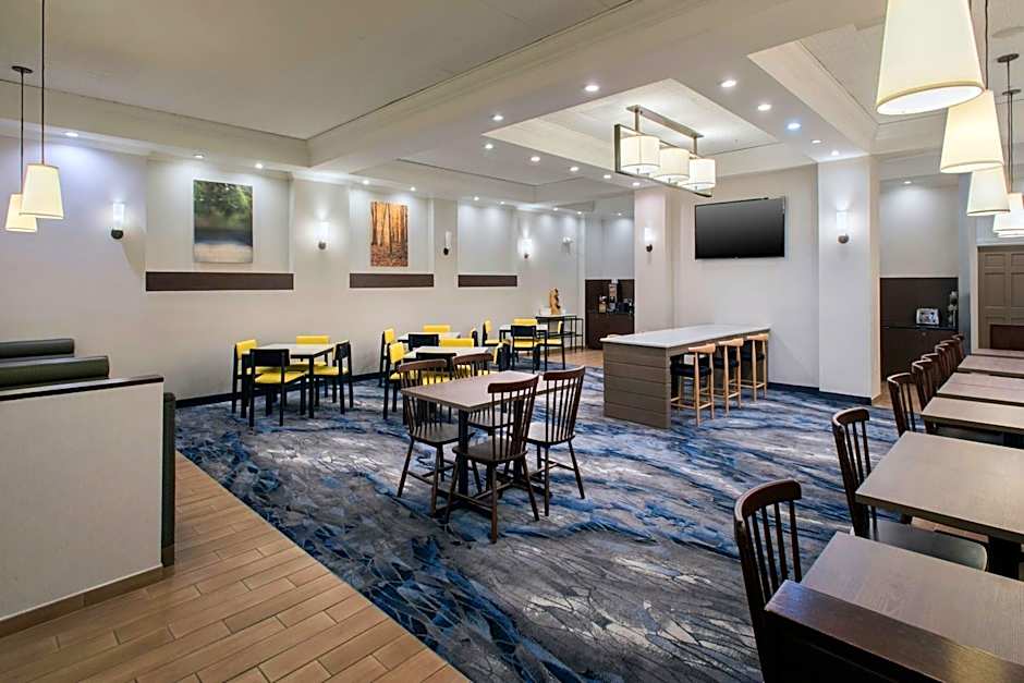 Fairfield Inn & Suites by Marriott Albany Downtown