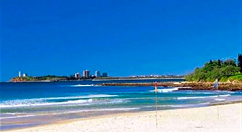 Sundeck Garden Apartments