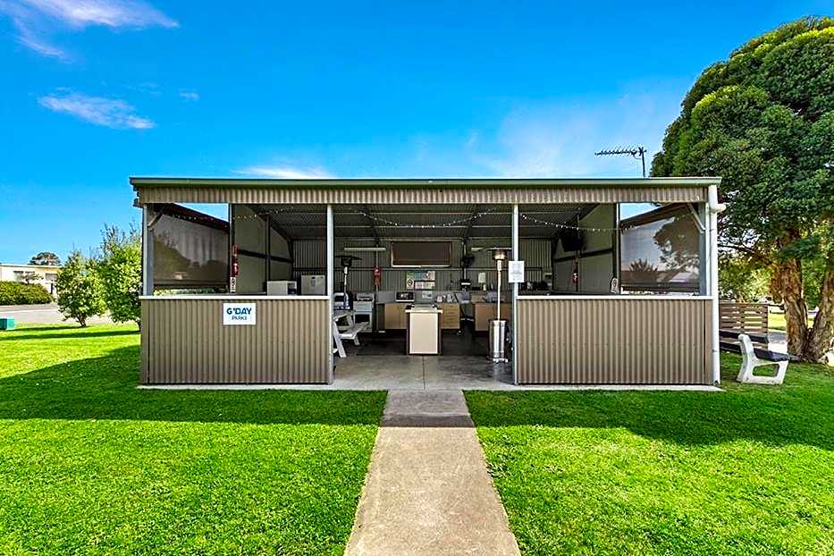 Traralgon Holiday Village