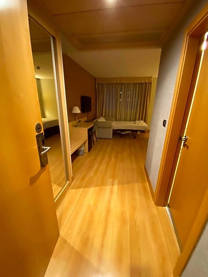 Hospedium Hotel Villa Gom