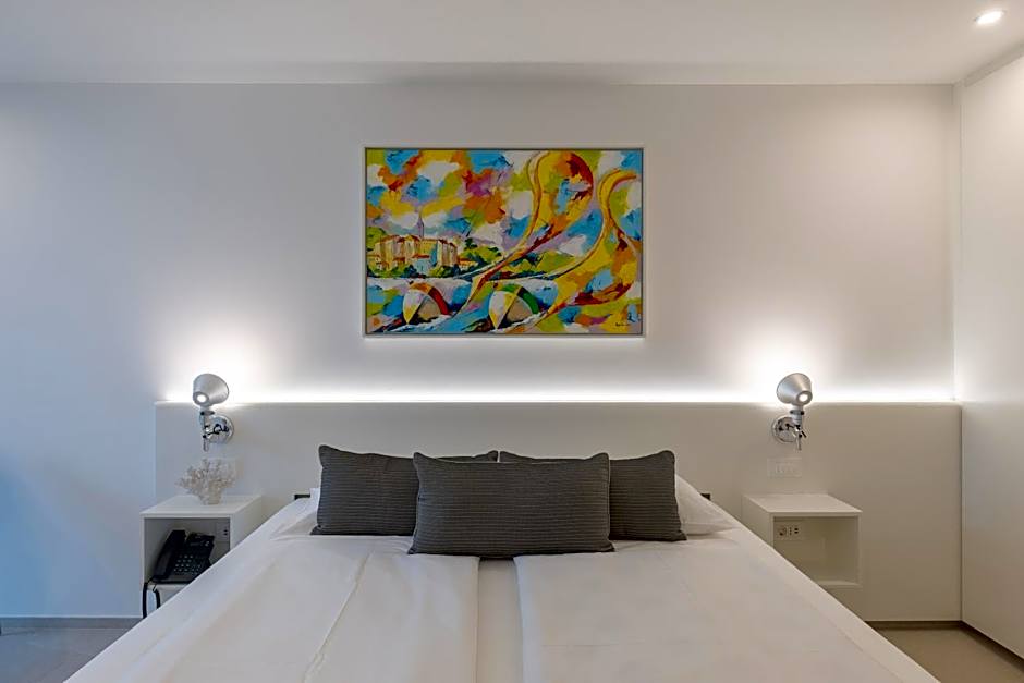 RIVALMARE BEACH Boutique Hotel