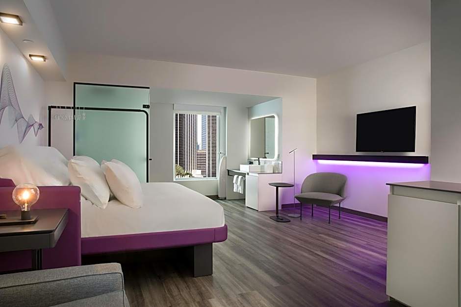 Photo 1 of 4 of Junior 1 King Bed Suite