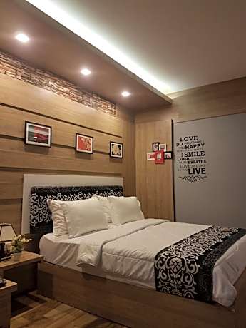 Double or Twin Room with Terrace