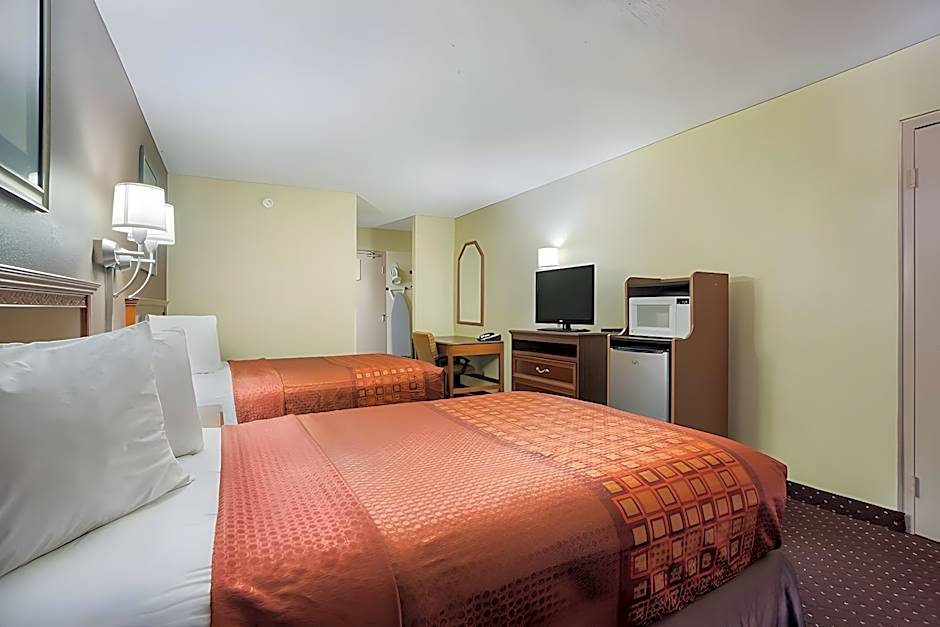 Americas Best Value Inn Tulsa at I-44