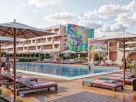 ibis Styles Venus