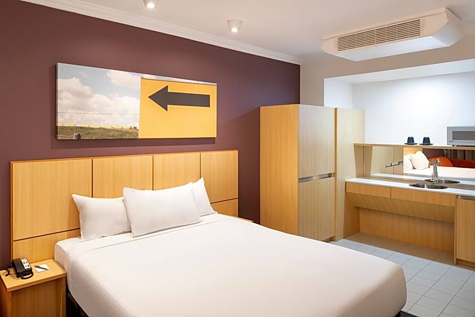 Mercure Sydney Blacktown