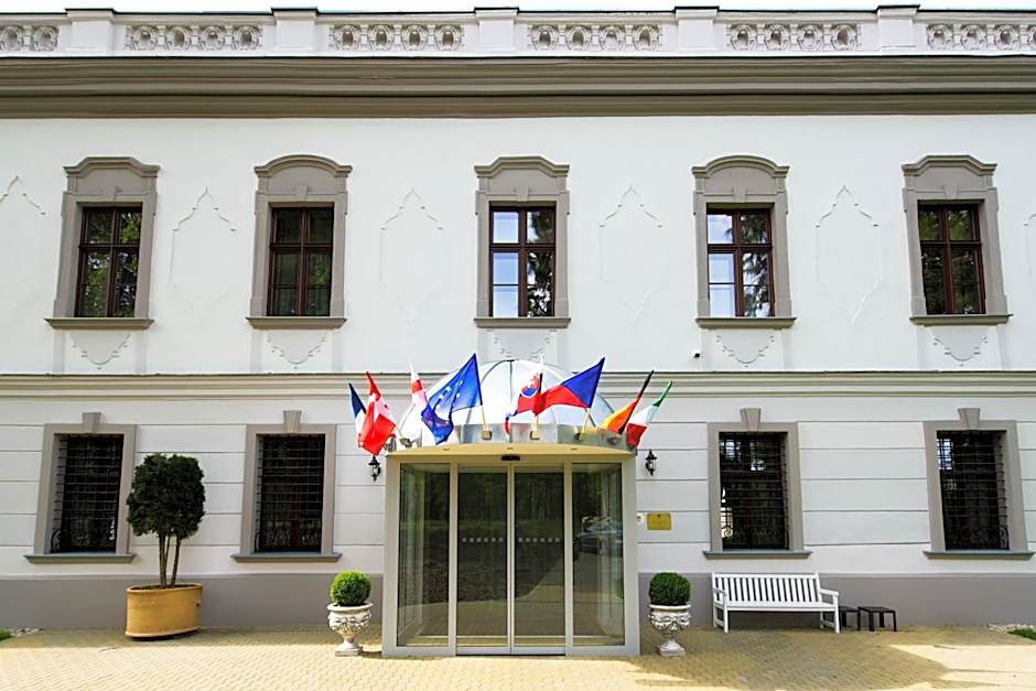 Hotel Gino Park Palace - Kaštieľ Orlové
