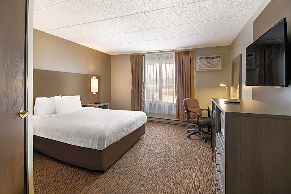 Econo Lodge Duluth near Miller Hill Mall