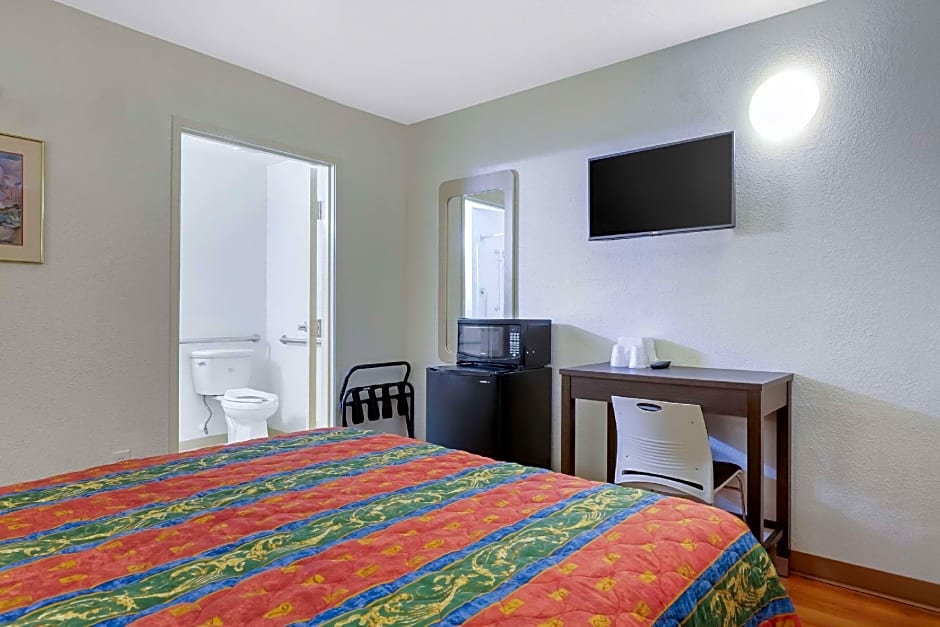 Rodeway Inn Winston Salem Route 52