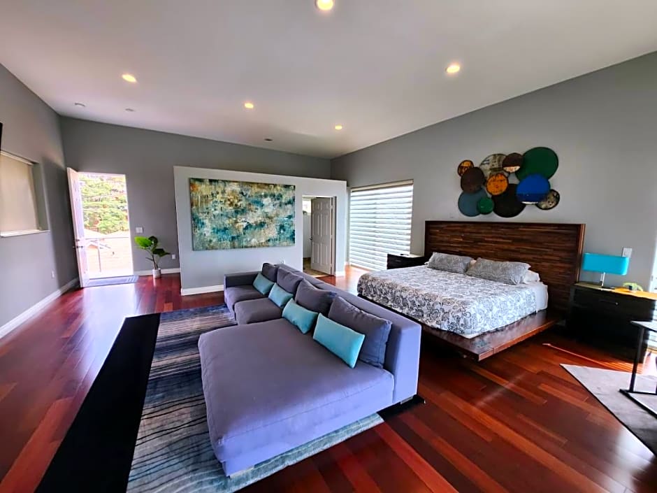 Architectural Gem La Jolla Oceanview surf and golf