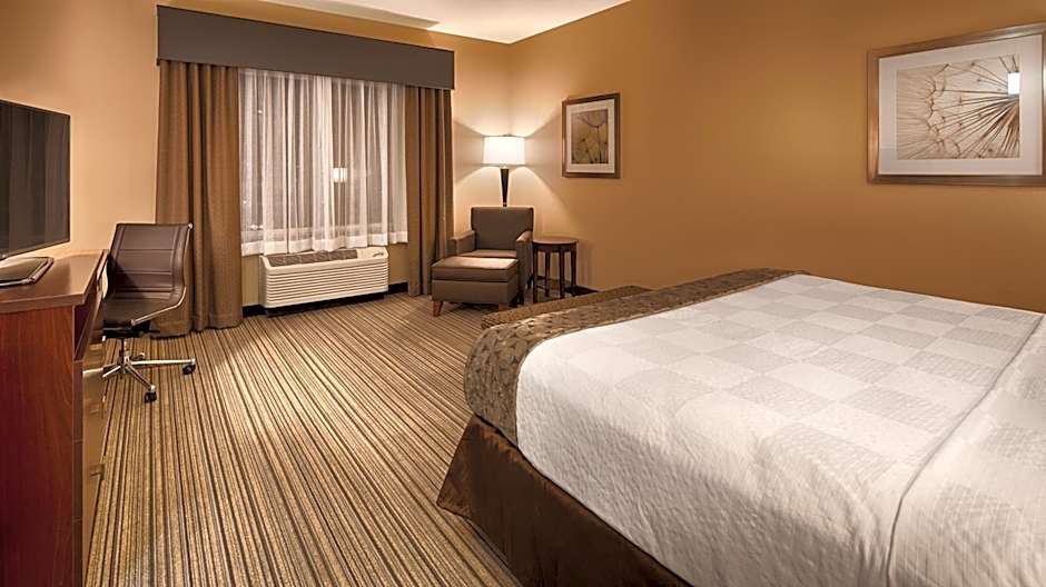 Photo 1 of 5 of King Suite with Kitchenette - Non-Smoking