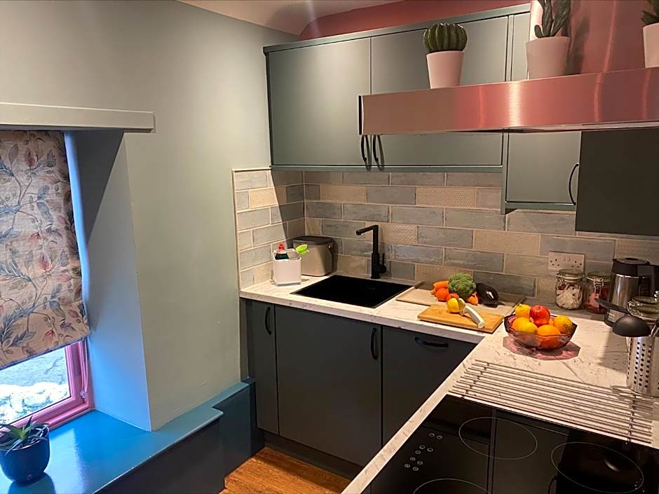 Masonic Arms Gatehouse