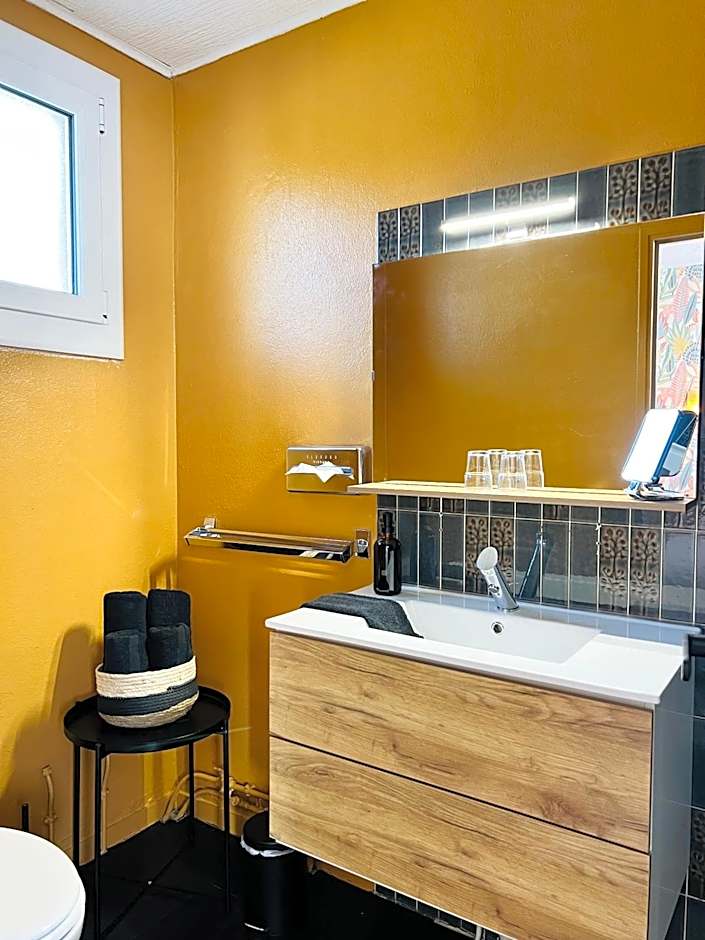 Motel Les Broussailles