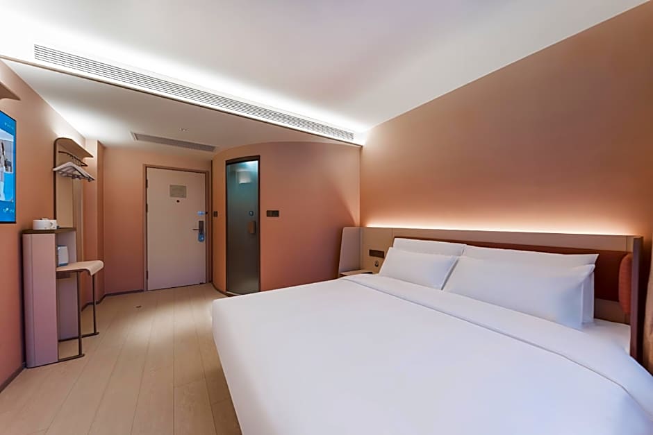 Hanting Hotel Ji'nan Huaxin Road