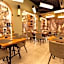 Korpa Deli Rooms