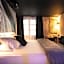 The Black Boutique -- Turistea Suites