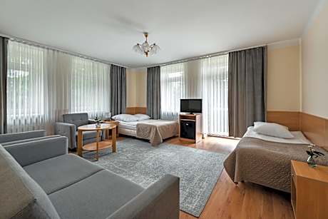 Triple Room with Private Bathroom