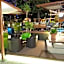 GARDEN HOTEL