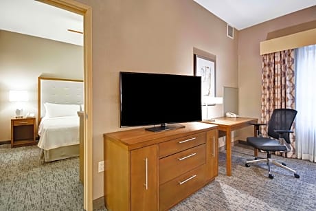 1 King Bed 1 Bedroom Suite Nonsmoking