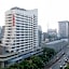 Art Star Hotel (Guangzhou Quzhuang Metro Station)