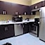 Moulton Inn & Suites By OYO