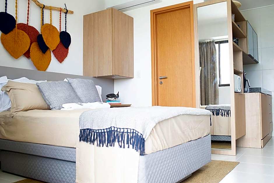 Charmoso Estúdio em Muro Alto com Vista para piscina