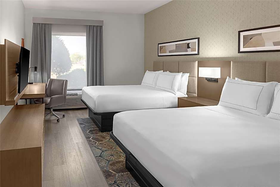 Photo 1 of 5 of 2 Queen Beds, Mobility Accessible, Roll in Shower