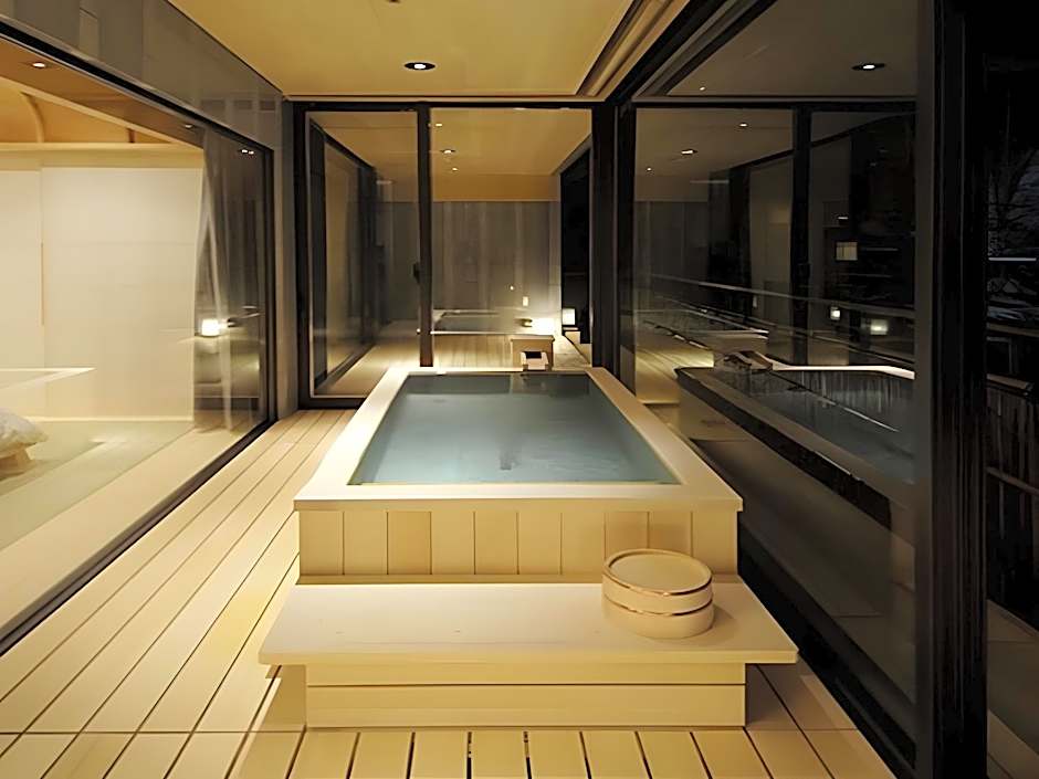 Okuikaho Ryotei Kaichoro Ryokan