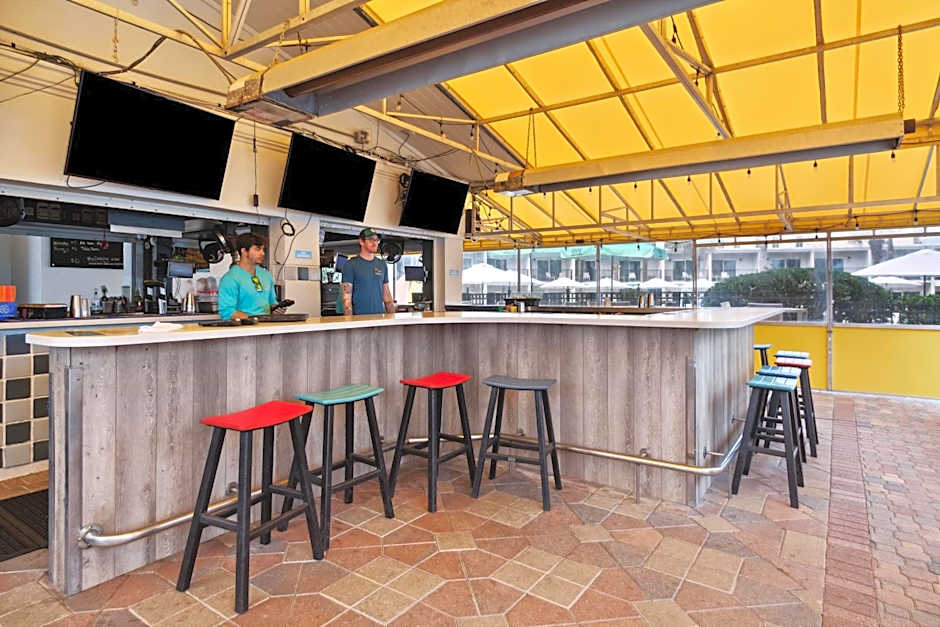 Seahorse Oceanfront Inn