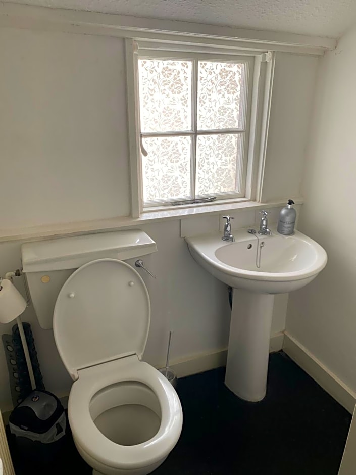 The Old Brasserie & Rooms @ no.8