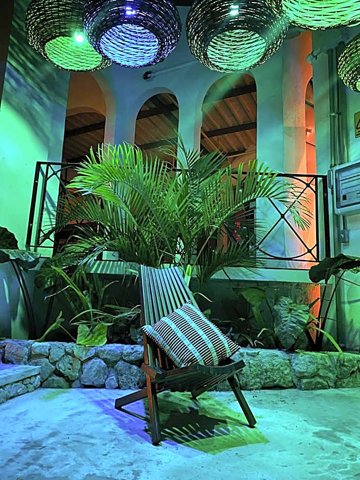 Elmar Hostel