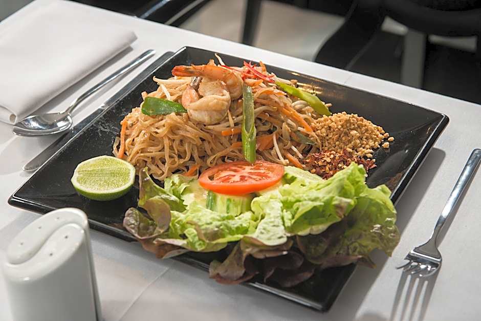 Park International Hotel